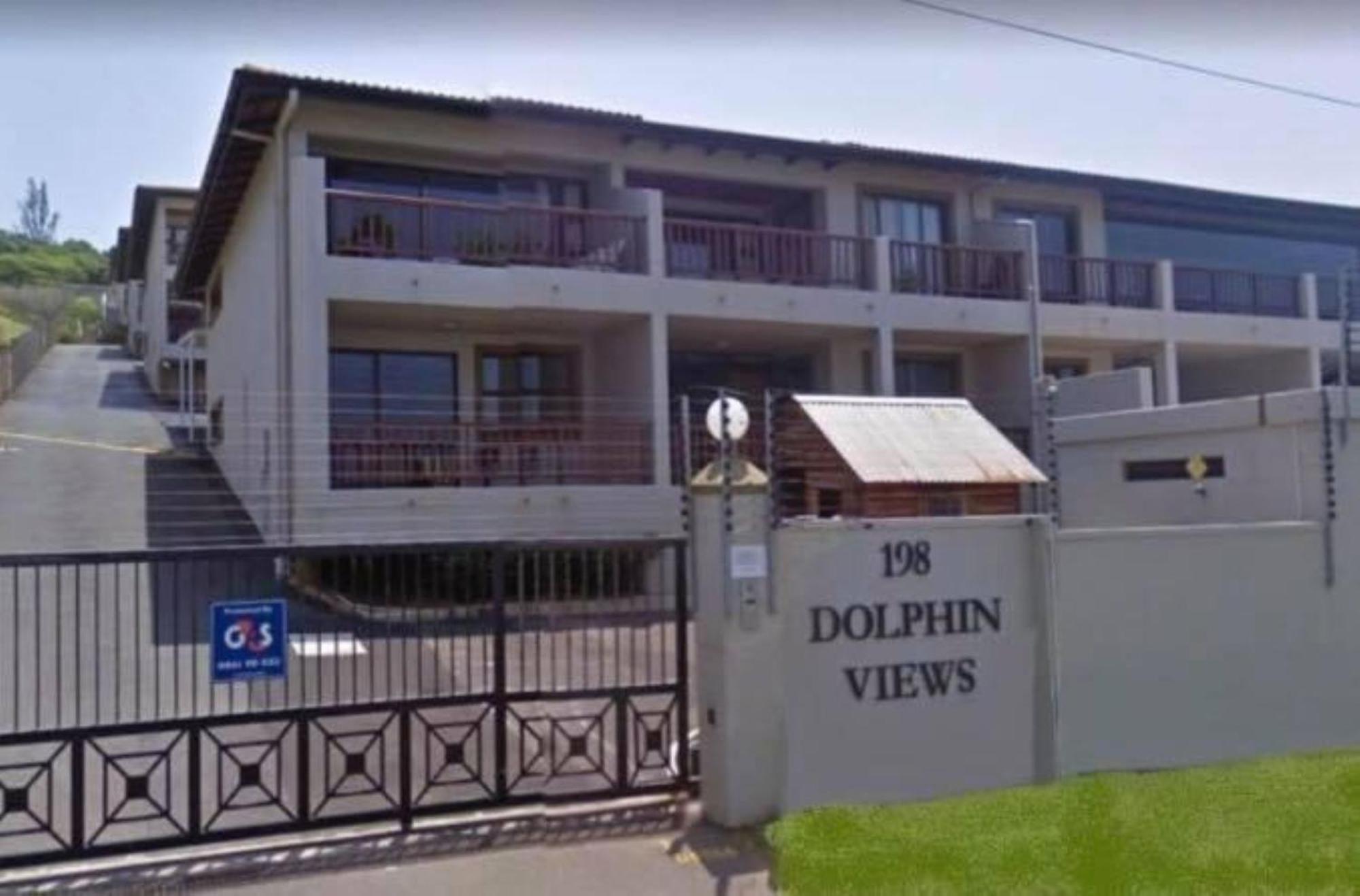 6 Dolphin Views La Mercy Beachfront Appartement Buitenkant foto