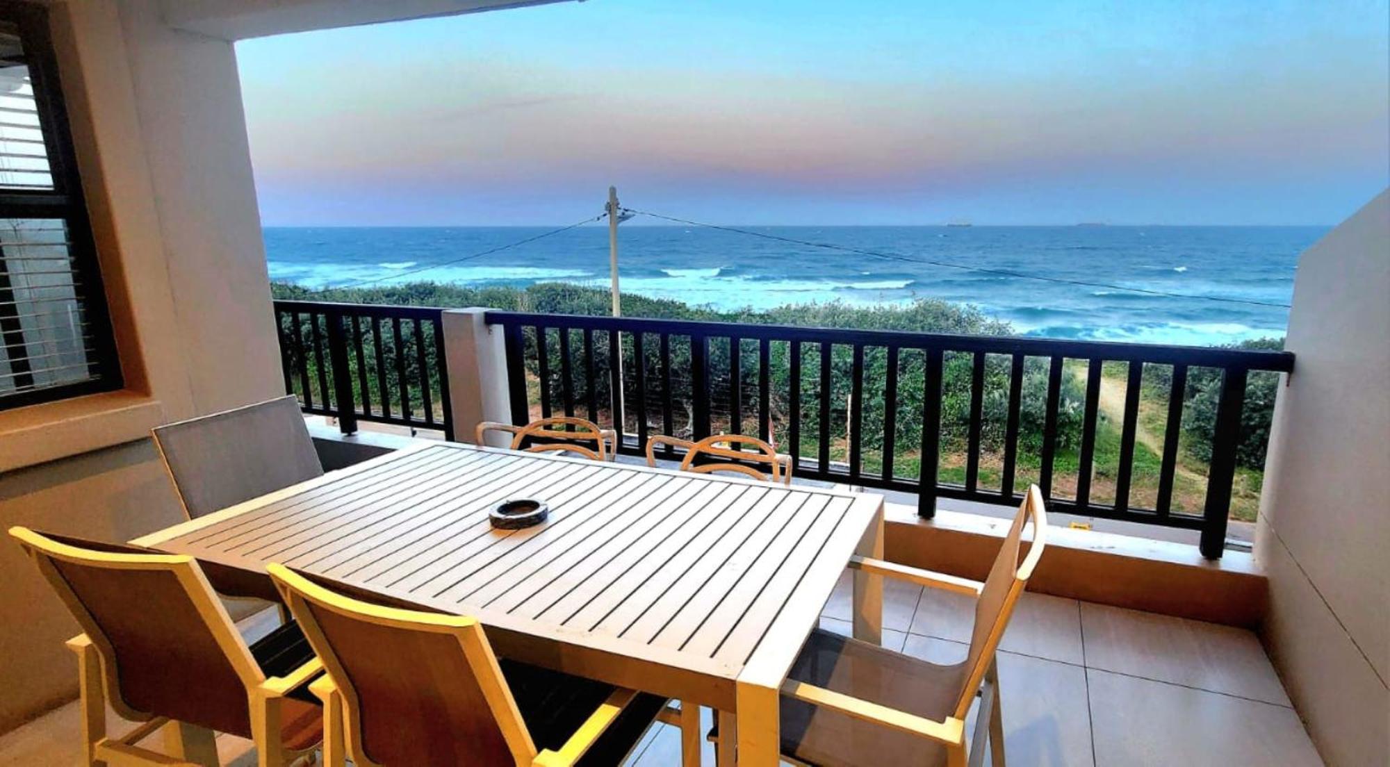 6 Dolphin Views La Mercy Beachfront Appartement Buitenkant foto